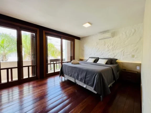 Imagem Casa com 9 dormitórios para alugar, 320 m² por R$ 10.000,00/dia - Jurerê Internacional - Florianópolis/SC
