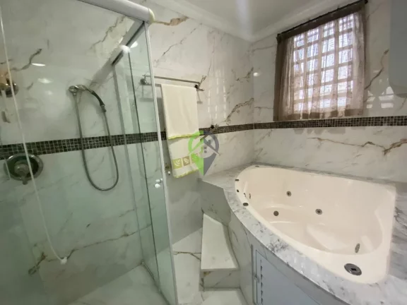 Imagem Sobrado à venda - 3 dormitórios, próximo da praia - Embaré-Santos