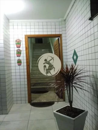 Imagem MARAVILHOSA SOBREPOSTA ALTA REPLETA DE ARMARIOS, 2 VAGAS DE GARAGENS, CHURRASQUEIRA, DEPENDENCIA COM...