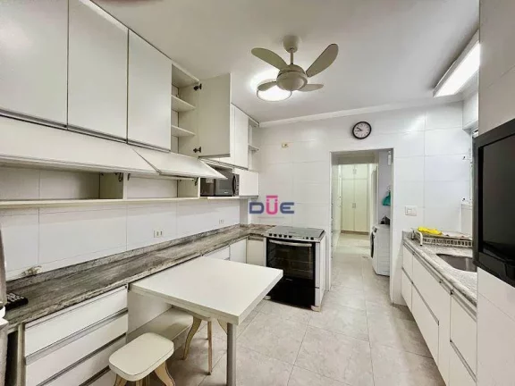 Imagem Apartamento com 2 dormitórios à venda, 98 m² por R$ 685.000,00 - Gonzaga - Santos/SP