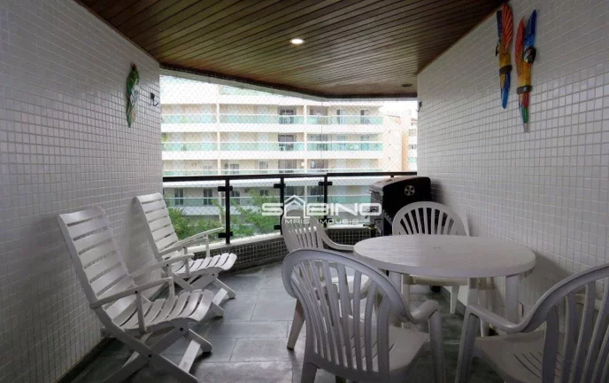 Imagem Apartamento Pé na Areia à venda, com 3 dormitórios 1 suíte 137m² - Riviera de São Lourenço - Bertioga SP