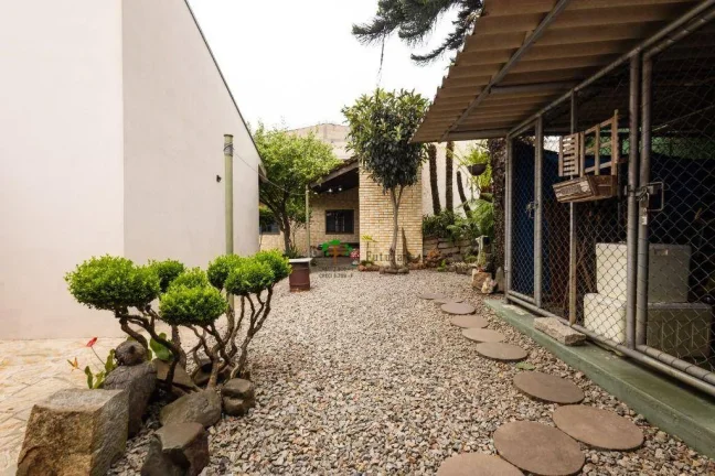 Imagem Casa com 4 dormitórios à venda, por R$ 1.425.000 - Prado Velho - Curitiba/PR