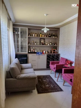 Imagem Apresentando uma oportunidade única de residência em Interlagos, esta luxuosa casa duplex de 360m2...