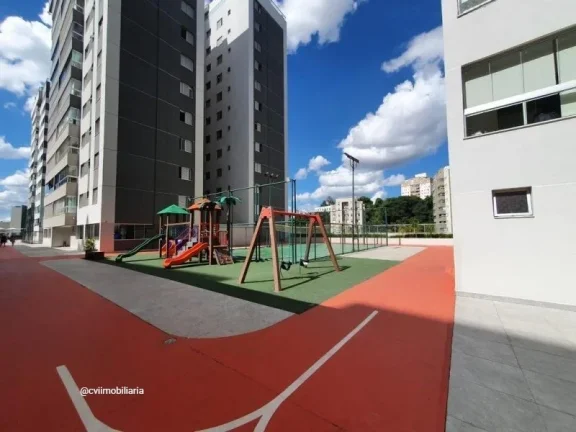 Imagem Imóvel amplo à venda com 3 quartos, sendo 1 suíte, e 3 banheiros no total, 1 escritório, 3 vagas...