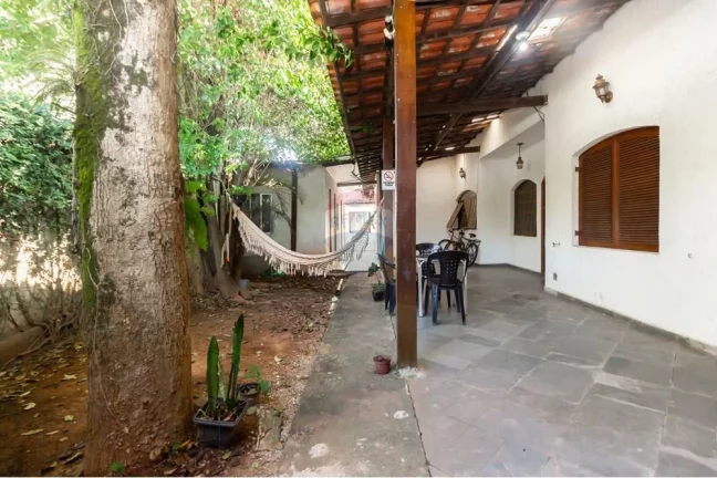 Imagem Aconchegante e espaçosa Casa no Butantã com 315m2 de terreno
