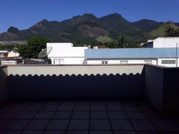 Imagem Casa Duplex para Venda em Rio de Janeiro, Anil, 3 dormitórios, 1 suíte, 4 banheiros, 1 vaga
