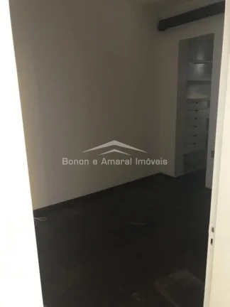 Imagem Venda, casa, Bairro Botafogo, em Campinas 
Zoneamento ZC 2.
Frente de 12,20 metros.
Próximo do futu...