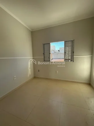 Imagem Esta charmosa casa sobrado oferece 110 metros quadrados de área construída, em um terreno de 175 m...