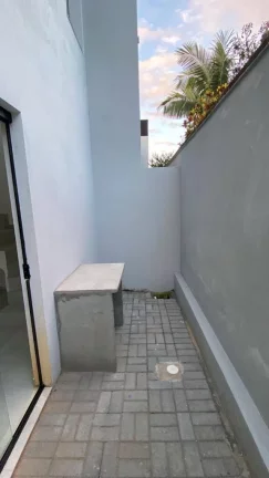 Imagem Sobrado Geminado em Condomínio