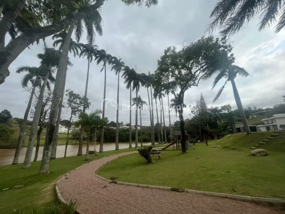 Imagem Excelente oportunidade em um dos condomínios mais cobiçados de Valinhos! Este lote de 420m², situ...