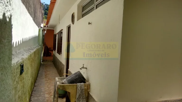 Imagem Imperdível casa à venda em Caraguatatuba-SP, bairro Prainha, 3 quartos, 1 suíte, 1 sala, 2 banheiros, 125m² de área. Venha conferir!