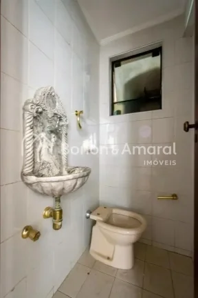 Imagem Apartamento aconchegante à venda, com 4 quartos, sendo 1 suíte, e 4 banheiros no total. Bem arejad...