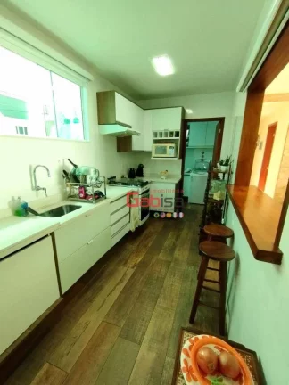 Imagem Apartamento com 3 dormitórios à venda, 100 m² por R$ 480.000 - Nova São Pedro - São Pedro da Aldeia/RJ