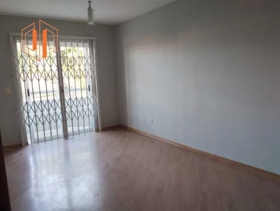 Imagem Sobrado para Venda em Curitiba, Boqueirão, 3 dormitórios, 1 suíte, 2 banheiros, 2 vagas
