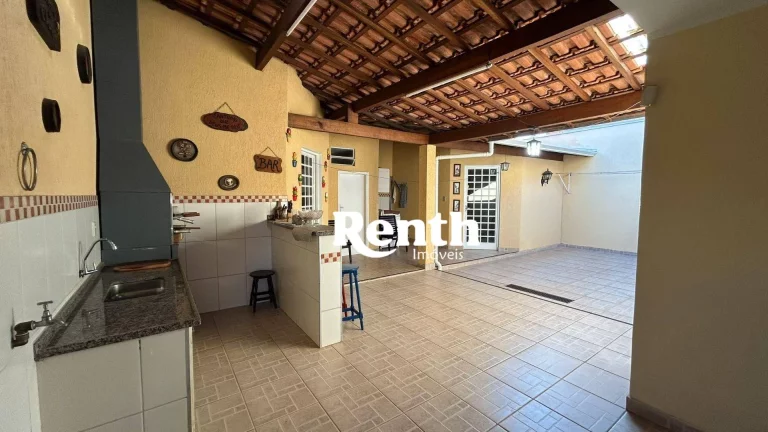 Imagem Casa com 3 dormitórios à venda, 205 m² por R$ 690.000,00 - Jardim Primavera - Rio Claro/SP