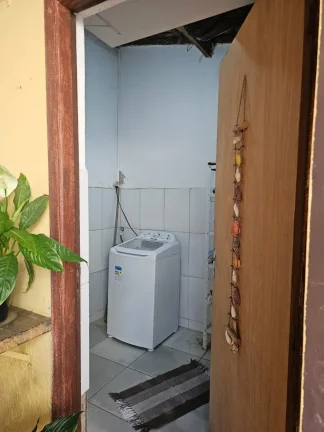 Imagem Casa com 3 Quartos e 1 banheiro à Venda, 58 m² por R$ 630.000