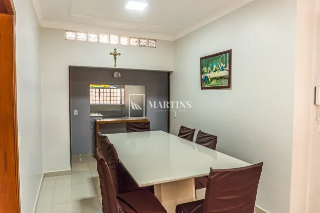 Imagem Casa à Venda no Setor Oeste - Gama/DF

Excelente oportunidade para moradia ou investimento em renda...