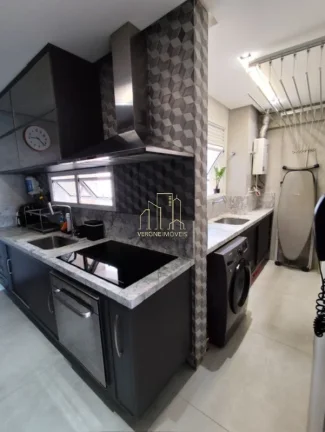 Imagem Apartamento de 110m² no Greenville, Salvador-BA: 2 quartos, 1 suíte, varanda gourmet com vista bosque. Reformado e finamente decorado.
