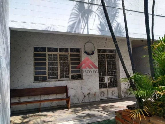 Imagem Casa com 3 dormitórios, 372m2 - venda por R$ 1.100.000 ou aluguel por R$ 6.026/mês - Nova Cidade - São Gonçalo/RJ