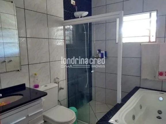 Imagem Imóvel completo na Região Sul de Londrina com 252m², jardim privativo, churrasqueira e aquecedor solar