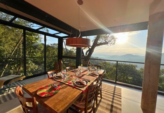 Imagem Casa Alto Padrão: Onde o Propósito Encontra o Silêncio das Montanhas