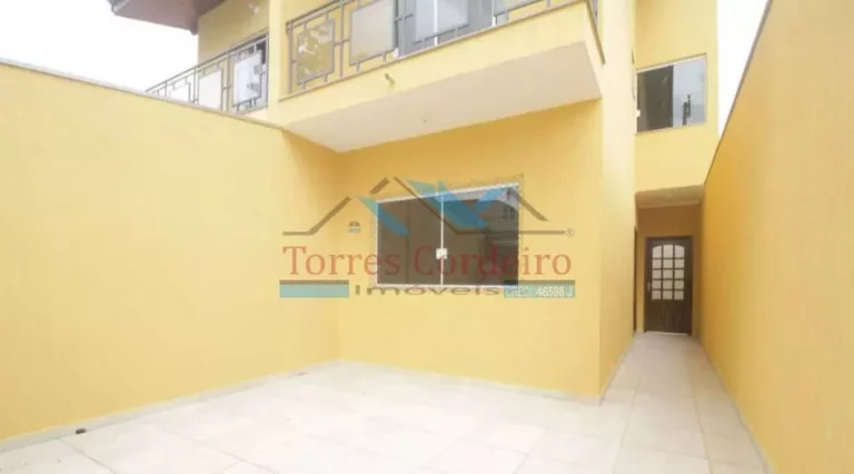 Imagem Sobrado com 3 dorm. (3 suítes) + 2 vagas - Jd. Monte Kemel