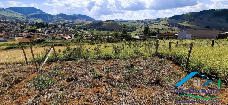 Imagem Seu Sonho Começa Aqui: Lote no Residencial Porto Bello, Paraisópolis!
