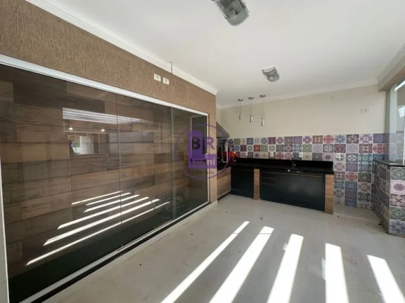 Imagem Excelente casa em condomínio no Heimtal