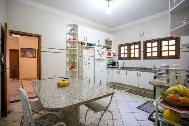 Imagem Casa à venda com 4 quartos, sendo 4 suítes, em Vila São Francisco, São Paulo - SP