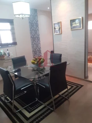 Imagem Impecável casa à venda no Centro de Franco da Rocha-SP: 2 quartos, 1 suíte, 3 salas, 2 banheiros, 2 vagas, 238 m².