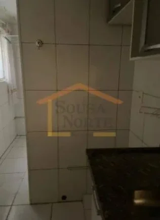 Imagem Apartamento com 2 dormitórios, 1 banheiro, rico em armários planejados em todos os cômodos, sala ...