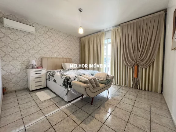 Imagem Casa com 04 dormitórios à venda - Nações - Balneário Camboriú/SC