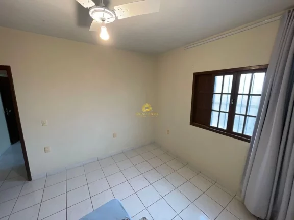Imagem Encantadora casa duplex em Meaípe, Guarapari, ES! 4 quartos, sendo 1 suíte, 2 vagas de garagem. Lo...
