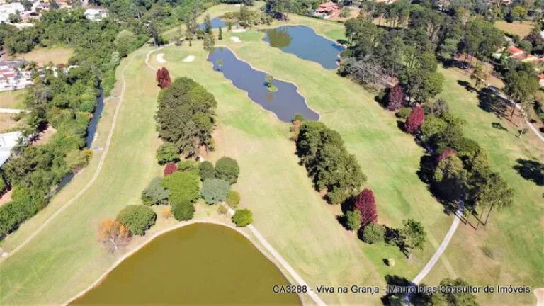 Imagem CASA MARAVILHOSA! MODERNA! DE FRENTE PARA O CAMPO DE GOLF. Granja Viana