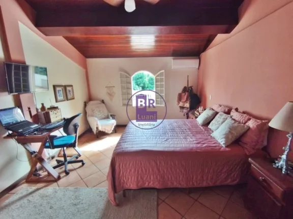 Imagem Lindo sobrado á venda e locação.