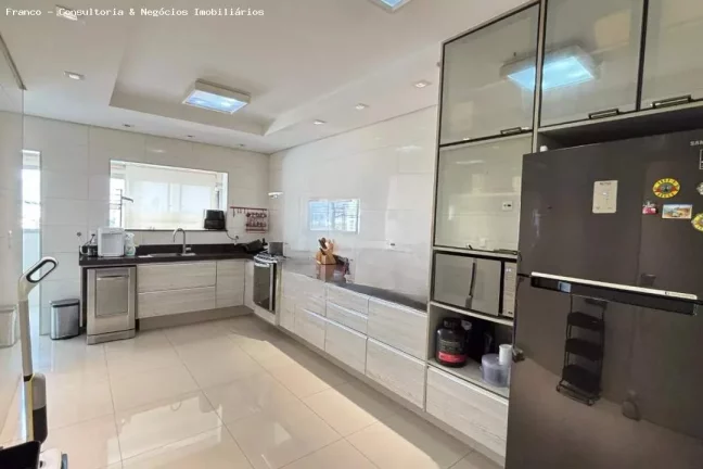 Imagem Apartamento para Venda em Santo André, Jardim Bela Vista, 3 dormitórios, 1 suíte, 3 banheiros, 2 vagas