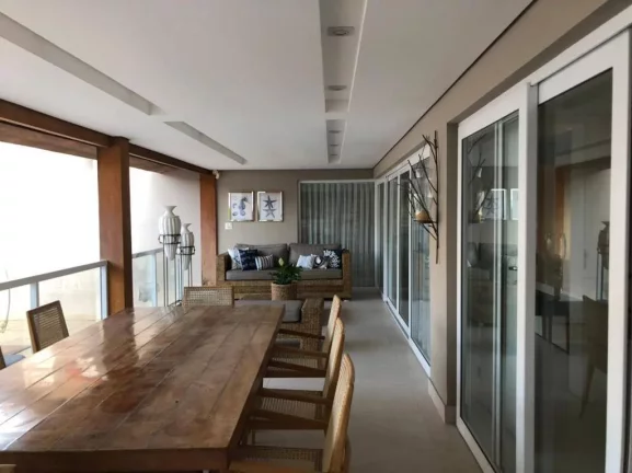 Linda casa venda em Macaé RJ , Cancela Preta 900m2.