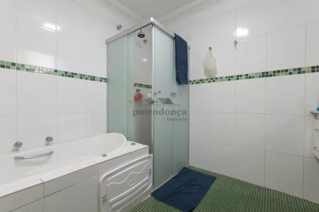 Imagem Apartamento em andar alto a venda em Higienópolis, com muita claridade, ventilação natural e uma ...