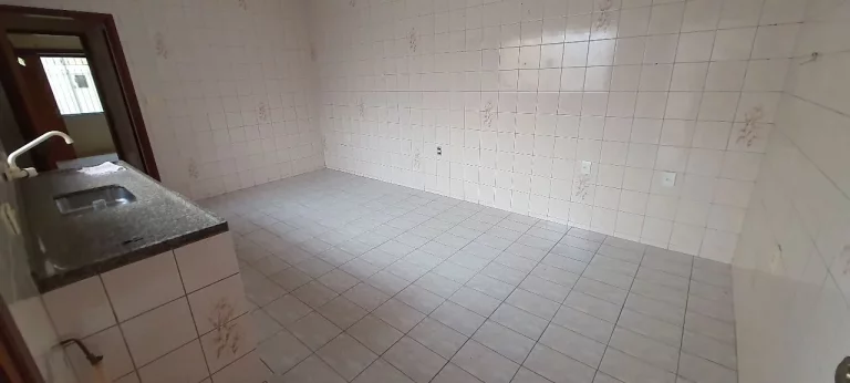 Imagem Oportunidade única! Casa à venda em Santo André-SP, na Vila Luzita, com 1 quarto, 1 sala, 1 banheiro e 90,00 m² de área