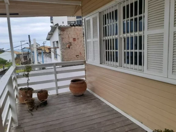 Imagem CASA COM 3 DORMITÓRIOS À VENDA, 186 M² POR R$ 700.000 - IMBETIBA - MACAÉ/RJ