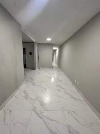 Imagem Sobrado com 2 dormitórios à venda, 88 m² por R$ 425.000,00 - Vila Suissa - Mogi das Cruzes/SP