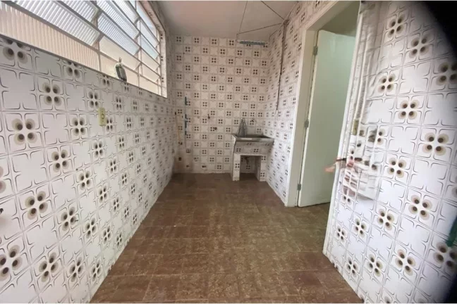 Imagem Sobrado, 152m², para locação residencial, na Vila Ipojuca