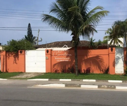 Imagem Imperdível: Casa à venda em Guarujá-SP, Balneário Praia do Pernambuco - 7 quartos, 4 suítes, 3 salas, 7 banheiros, 4 vagas, 463m²