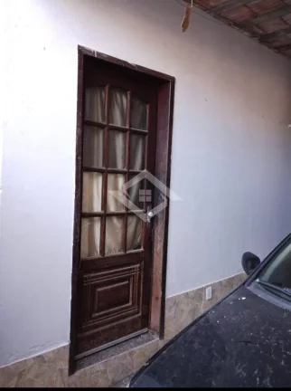 Imagem Casa Duplex 3 Quartos, Suíte e 2 Vagas – Comendador Soares