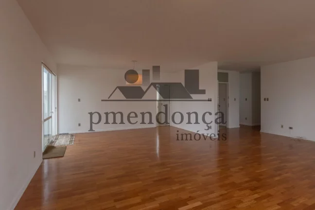 Imagem Apartamento em Higienópolis com 3 quartos (1 suíte) e 2 vagas, 210 m²