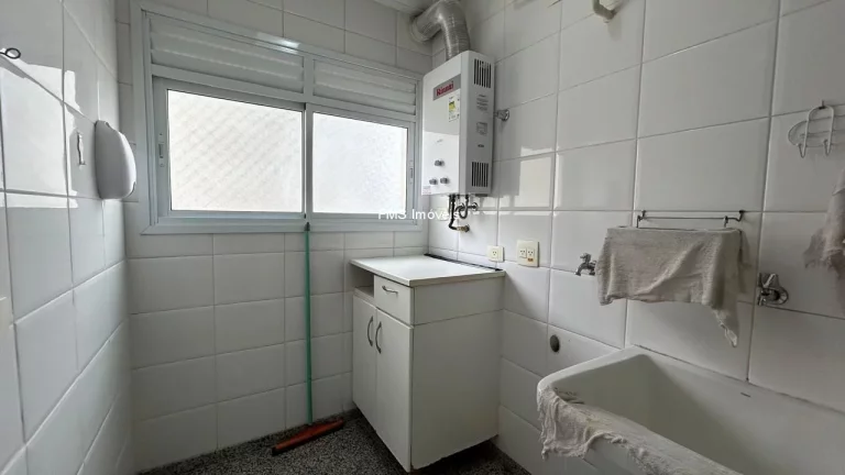 Imagem Apartamento para locação em Moema com 2 quartos, 1 suíte e 2 vagas de garagem