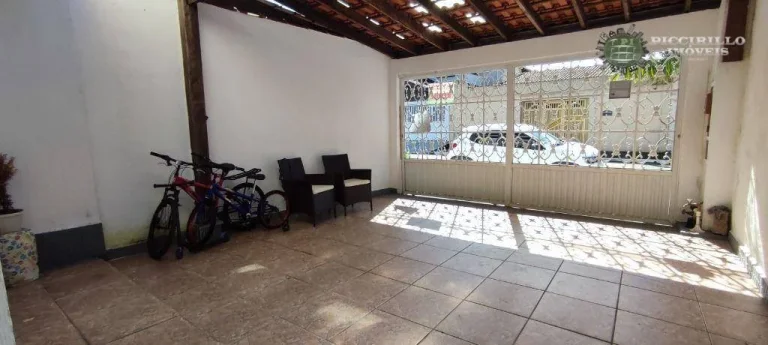 Imagem Sobrado com 3 dormitórios à venda, 118 m² por R$ 680.000,00 - Canto do Forte - Praia Grande/SP
