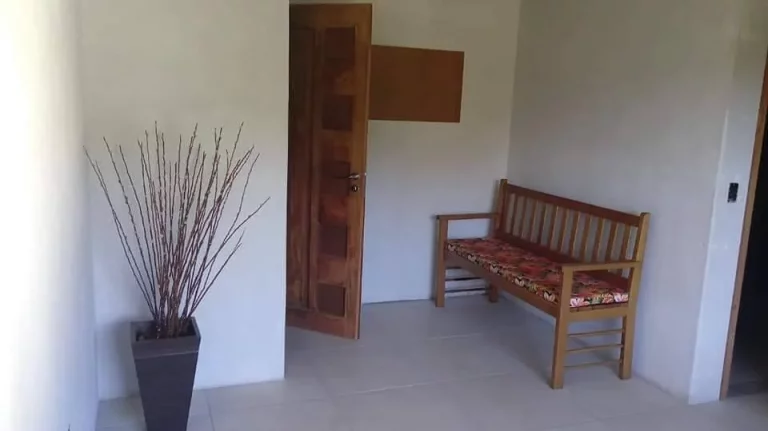 Imagem VENDO ESTA LINDA CASA NO CENTRO DE NOVA FRIBURGO.
