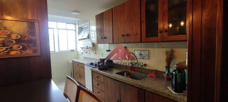 Imagem Lindo Apartamento de 2 Quartos com Suíte e Comodidades no Edifício Saint Paul