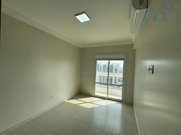 Imagem Apartamento no Forte em Praia Grande com 3 Dormitórios